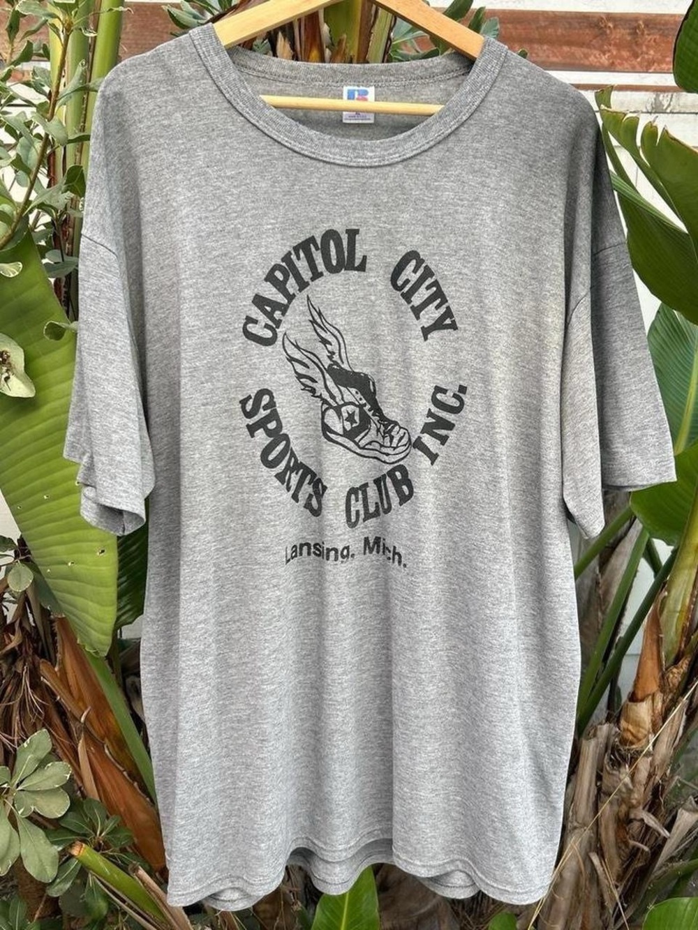 Vintage 90s Russell Athletic Capitol City Sports Club Lansing T Shirt XL